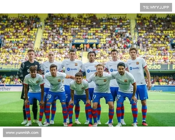 巴萨两名主力缺席,其他球员顶替 巴萨两名主力缺席,其他球员顶替